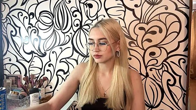 Kat Catherine online show from 02-25-26, 10:25