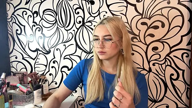 Kat Catherine online show from 02-27-26, 11:32