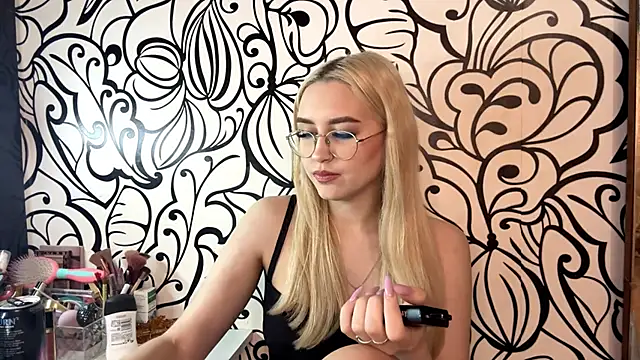 Kat Catherine online show from 02-28-26, 11:11