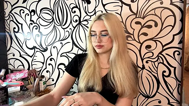 Kat Catherine online show from 03-01-26, 11:12