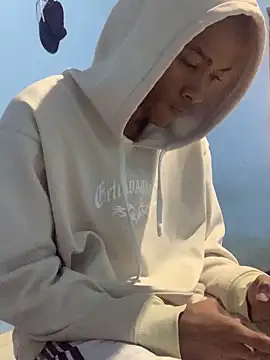 Snapshot of mondacuo3000 chatting on 02-14-26, 03:20 mondacuo3000 online show from 02-14-26, 03:20