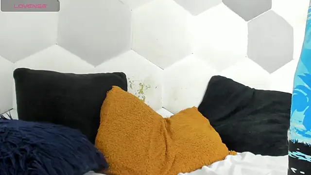 Davi Ponce online show from 02-20-26, 03:36