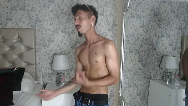 NoaahTylor online show from 03-08-26, 09:51