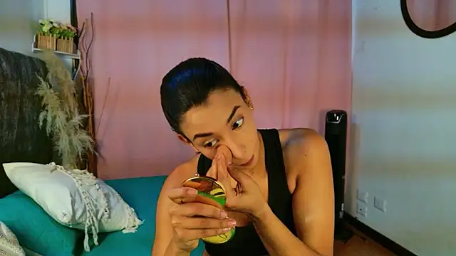 Snapshot of MelanyStone_ chatting on 02-24-26, 02:15 MelanyStone online show from 02-24-26, 02:15