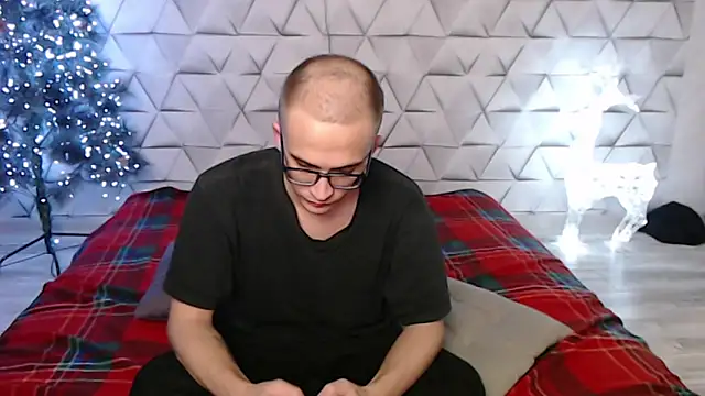 Pure Aura online show from 02-13-26, 06:59