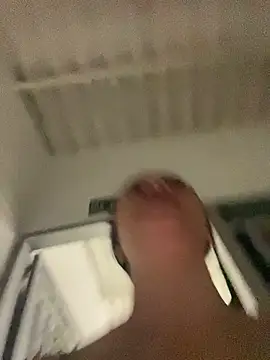 Snapshot of Craziness_street chatting on 02-19-26, 01:34 Craziness street online show from 02-19-26, 01:34