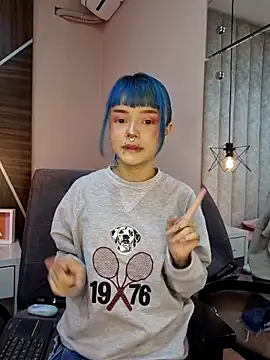 Snapshot of Sateh_and_Hikary chatting on 02-17-26, 01:18 Sateh and Hikary online show from 02-17-26, 01:18