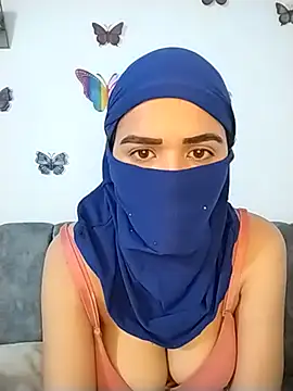 Snapshot of sarah_Dau chatting on 02-19-26, 05:14 sarah Dau online show from 02-19-26, 05:14