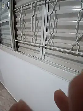 Snapshot of luamel2126 chatting on 02-11-26, 01:32 luamel2126 online show from 02-11-26, 01:32