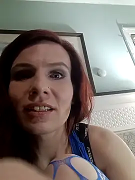 Snapshot of Royalbarbie25 chatting on 02-28-26, 11:39 Royalbarbie25 online show from 02-28-26, 11:39