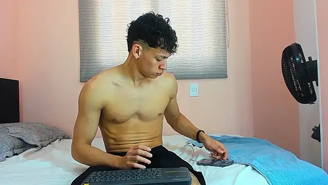 Muscle  Myke online show from 02-28-26, 03:02