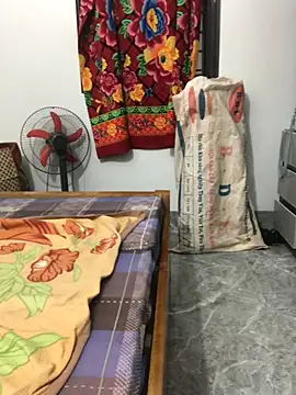 Snapshot of newbaby1 chatting on 02-25-26, 12:09 newbaby1 online show from 02-25-26, 12:09