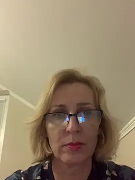 Snapshot of VeltaMur975 chatting on 02-13-26, 08:05 VeltaMur975 online show from 02-13-26, 08:05