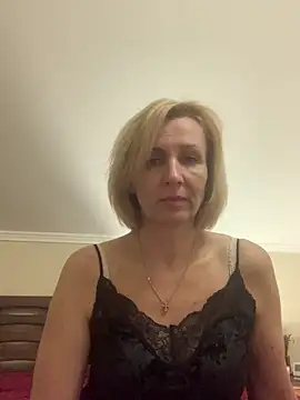 Snapshot of VeltaMur975 chatting on 02-20-26, 07:47 VeltaMur975 online show from 02-20-26, 07:47