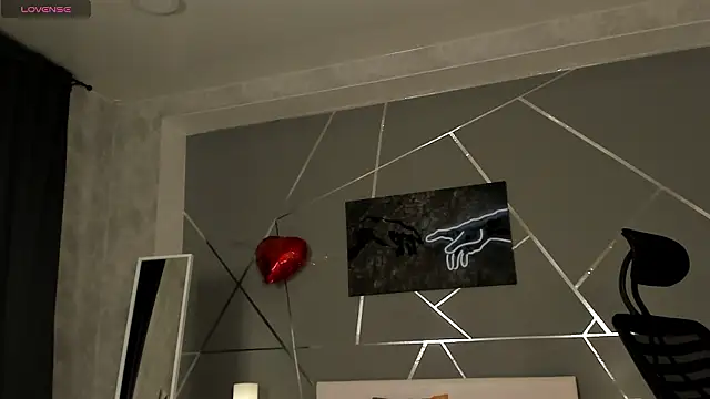 Snapshot of naomi_reiss chatting on 03-01-26, 11:40 naomi reiss online show from 03-01-26, 11:40