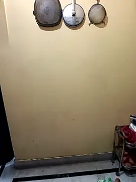 Snapshot of 02Roshni chatting on 02-24-26, 11:30 02Roshni online show from 02-24-26, 11:30