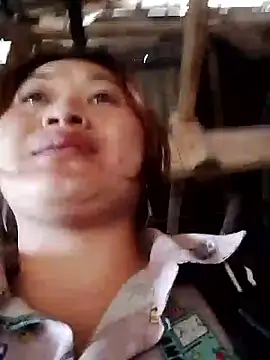 Snapshot of bany-lee chatting on 02-26-26, 12:42 bany-lee online show from 02-26-26, 12:42