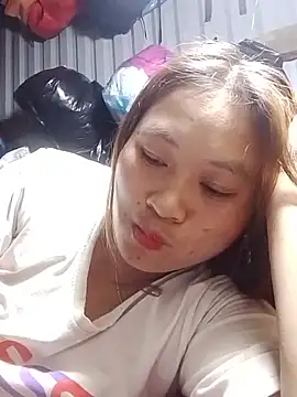 Snapshot of bany-lee chatting on 02-27-26, 02:11 bany-lee online show from 02-27-26, 02:11