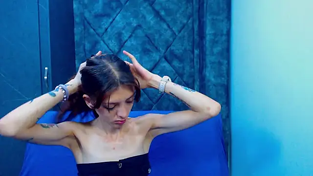 Snapshot of barby_jones25 chatting on 02-12-26, 10:54 barby jones25 online show from 02-12-26, 10:54