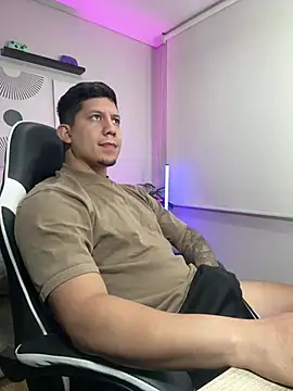  robertobaggioo online show from 02-25-26, 12:15