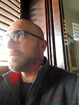 Snapshot of cetriolino chatting on 02-13-26, 06:31 cetriolino online show from 02-13-26, 06:31