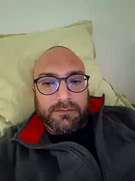 Snapshot of cetriolino chatting on 03-19-26, 03:49 cetriolino online show from 03-19-26, 03:49