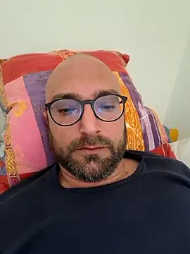 Snapshot of cetriolino chatting on 03-26-26, 07:03 cetriolino online show from 03-26-26, 07:03