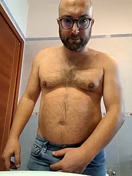 Snapshot of cetriolino chatting on 04-03-26, 08:45 cetriolino online show from 04-03-26, 08:45