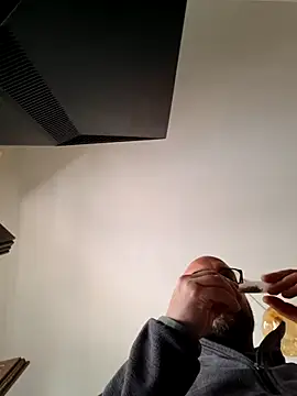 Snapshot of cetriolino chatting on 04-05-26, 06:10 cetriolino online show from 04-05-26, 06:10