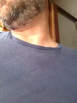 Snapshot of cetriolino chatting on 04-14-26, 05:35 cetriolino online show from 04-14-26, 05:35