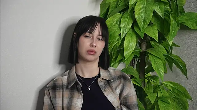 Snapshot of AngeleLuster chatting on 02-28-26, 05:08 AngeleLuster online show from 02-28-26, 05:08