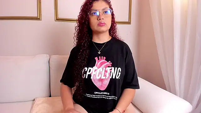 Snapshot of ZiaCarter_ chatting on 02-27-26, 04:01 ZiaCarter online show from 02-27-26, 04:01