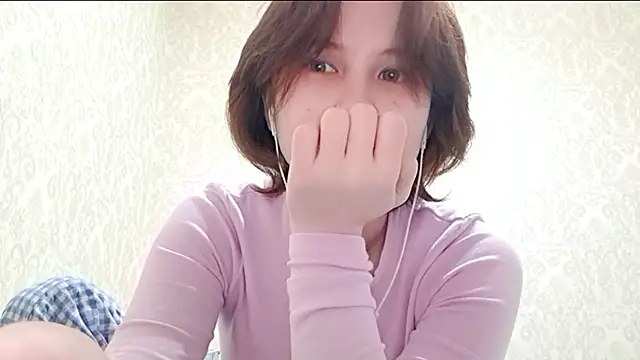 Snapshot of TrueViva chatting on 02-17-26, 12:45 TrueViva online show from 02-17-26, 12:45