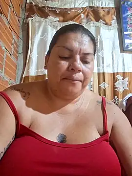 Snapshot of Juli_Powl chatting on 03-23-26, 12:53 Juli Powl online show from 03-23-26, 12:53