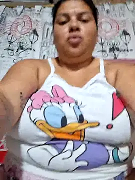 Snapshot of Juli_Powl chatting on 04-14-26, 02:28 Juli Powl online show from 04-14-26, 02:28