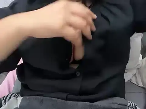 hugeindiantitties online show from 02-25-26, 03:27