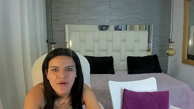 Veyra sereny online show from 03-20-26, 10:58