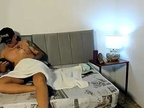 Snapshot of JoelPollas chatting on 02-12-26, 06:52 JoelPollas online show from 02-12-26, 06:52