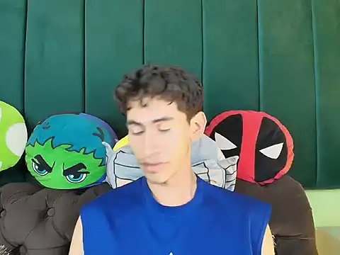 Snapshot of skinny_jean_ chatting on 02-21-26, 07:59 skinny jean online show from 02-21-26, 07:59