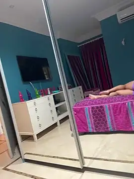 Snapshot of safadinhaputinha69 chatting on 02-18-26, 08:38 safadinhaputinha69 online show from 02-18-26, 08:38