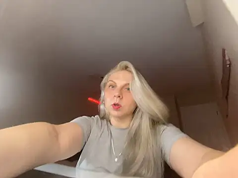 i love iva online show from 02-15-26, 04:31