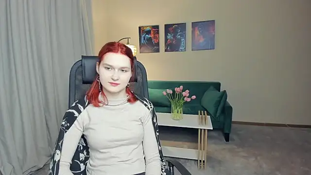 Snapshot of LinaMalech chatting on 02-15-26, 01:52 LinaMalech online show from 02-15-26, 01:52