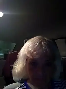 Snapshot of dustbunny64 chatting on 03-28-26, 05:29 dustbunny64 online show from 03-28-26, 05:29