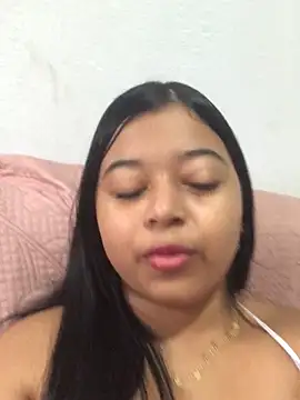 Emmily hott online show from 02-25-26, 12:37