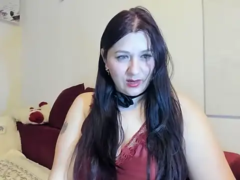 Snapshot of EVELYNA88 chatting on 02-27-26, 08:31 EVELYNA88 online show from 02-27-26, 08:31