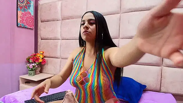 Snapshot of Scarlett_Moom chatting on 02-20-26, 03:58 Scarlett Moom online show from 02-20-26, 03:58