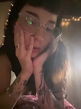 katyxsexy1 online show from 02-13-26, 07:04