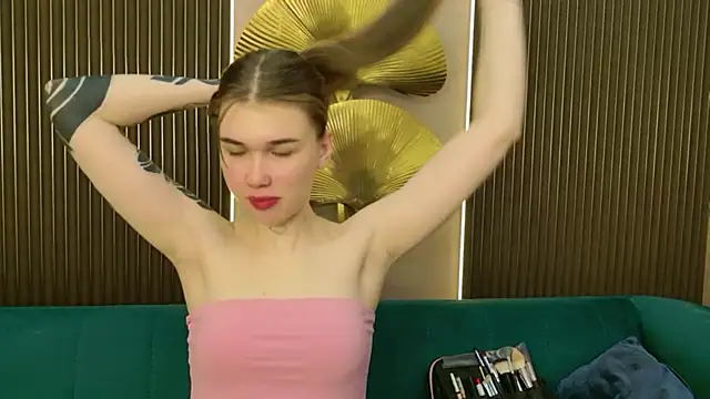 Hana Watt online show from 03-21-26, 05:56