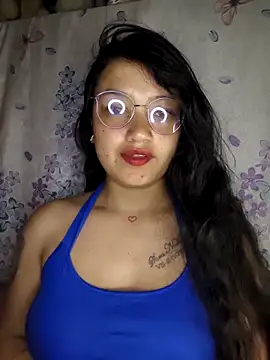 Snapshot of Bloom_Dahlia chatting on 02-27-26, 03:17 Bloom Dahlia online show from 02-27-26, 03:17