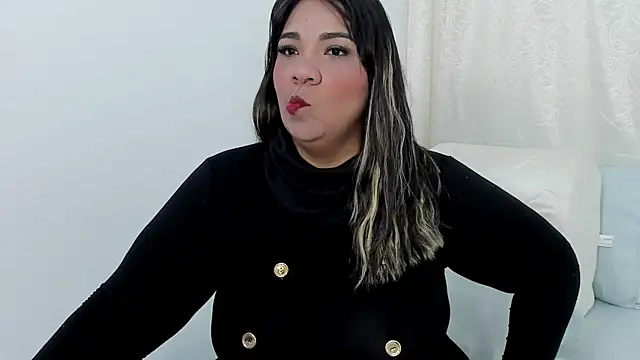 Snapshot of Cinnamon_Skin01 chatting on 03-13-26, 10:11 Cinnamon Skin01 online show from 03-13-26, 10:11